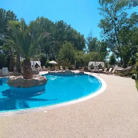 Aphrodite Rose * Sunny Beach